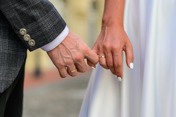  couple holding hands