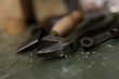 靴職人が使う革細工の工具