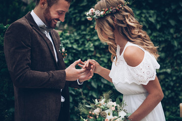 Amazing wedding couple. Boho wedding. 