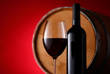 Fototapeta Panele - 赤ワインとワイン樽