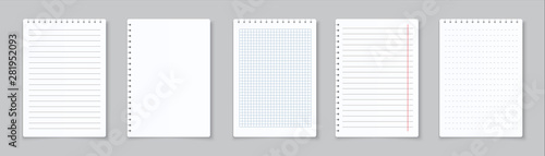 Fotografía Realistic lined notepapers