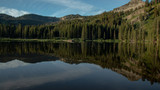 Fototapeta Na ścianę - lake in mountains