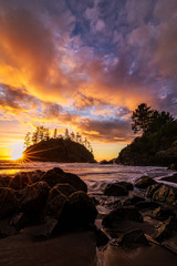 Wall Mural - Color image of a beautiful sunset overlooking the Pacific Ocean in Northern California.