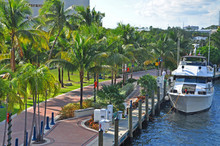 Fort Lauderdale New River Is Intracoastal Waterway To Atlantic Ocean And Is Home For Luxurious Yachts In Fort Lauderdale, Florida, USA.