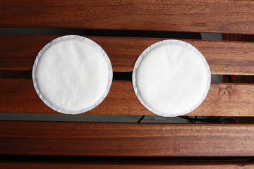 absorbent discs breastfeeding, for mothers of newborns