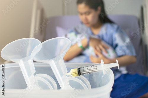 breastfeeding syringe