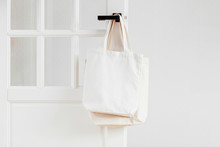 White Eco Bag Mockup. Blank Shopping Sack With Copy Space. Canvas Tote Bag. Eco Friendly / Zero Waste Concept.