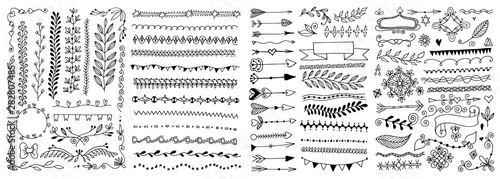 Cuadros en Lienzo set of hand drawing doodle page divider, border, corner in doodle floral style