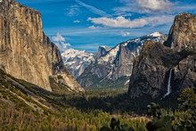 Yosemite Tunnel View By Skip Weeks