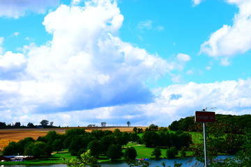 Poster - Wolken mit bleuem Himmel