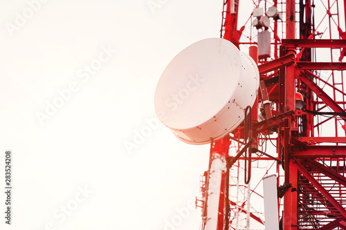 Cuadros en Lienzo telecommunication tower with antennas. close up