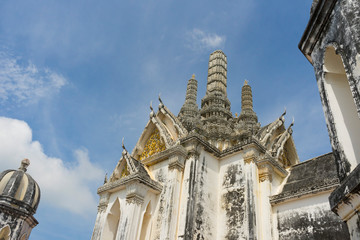 Wall Mural - Wechayan Wichien Prasat Palace at Phra Nakhon Khiri Historical Park in Petchaburi,Thailand. 