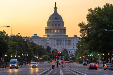 Wall Mural - US Capitol building in Washington DC