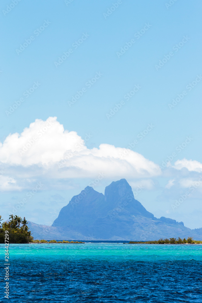 Pacific Ocean, French Polynesia, Society Islands, Leeward Islands, Bora ...