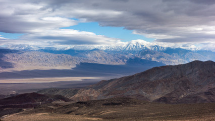 Poster - Brown mountains and desert with snow capped peaks of Sierra Nevada Mountains