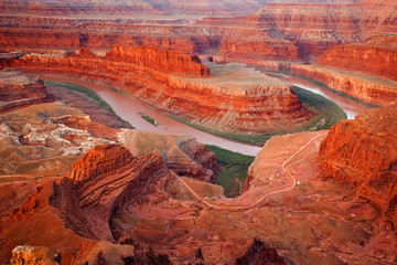 Wall Mural - USA, Utah, Dead Horse Point State Park. View of The Gooseneck section of Colorado River. 