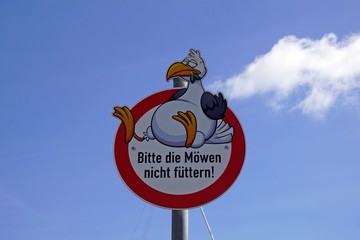 Detail Strassenschild Füttern verboten