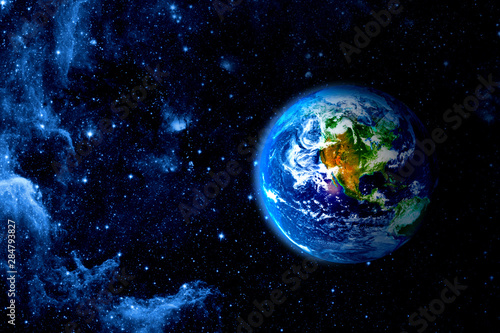 Fényképezés  View of the earth from the moon.