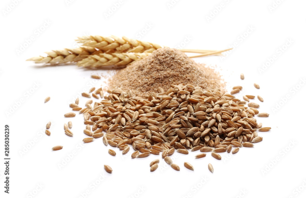 Spelt bran and grains with ears of wheat isolated on white background - obrazy, fototapety, plakaty 