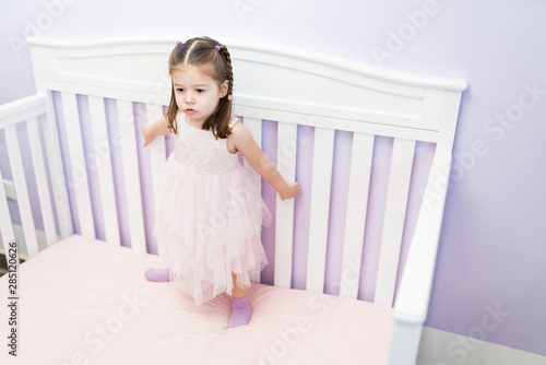 Cuadros en Lienzo Adorable Princess Having Fun At Home