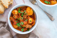 Aloo Gosht With Naan Bread - Lamb And Potato Curry - Cuisine Popular In Pakistan, Bangladesh And North India