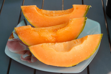 Sticker - Three pieces of melon cut for lunch