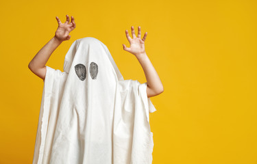 Poster - kid in ghost costume