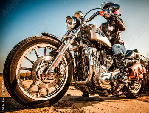 girl on harley davidson