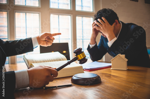 Cuadros en Lienzo Businessman feels stressed when filed for bankruptcy, bankruptcy and execution concept