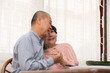 © ic36006 - Asian senior couple at home.