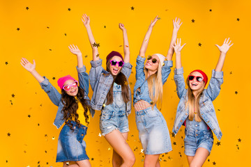 Poster - Photo of four cheerful nice pretty beautiful delightful summer mom mommy mama mum spending free time with children isolated yellow background