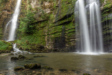 Canvas Print - Cascade du Flumen dans le Jura