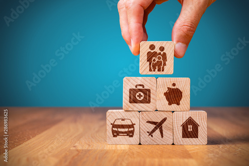 Fotomural Insurance company client take out complete insurance concept