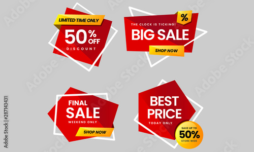 Fotografía Set of 4 Sale banners in red color with abstract shape