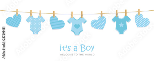 Fotografía its a boy welcome greeting card for childbirth with hanging hearts and bodysuits