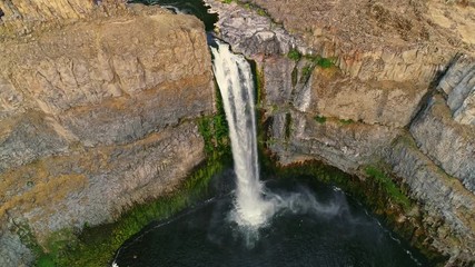Wall Mural - Flyby and over a huge water fall in Washington state 