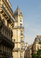 Sticker - Batiment avec tour et dôme