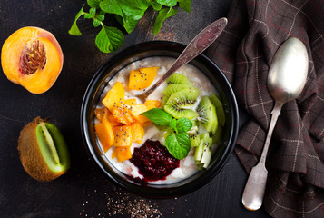 Canvas Print - oat flakes with fruit