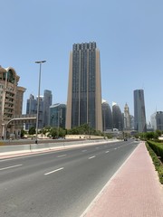 Wall Mural - Autoroute à Dubaï, Émirats arabes unis