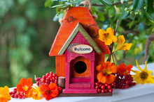 Wooden Bird House With Welcome Sign