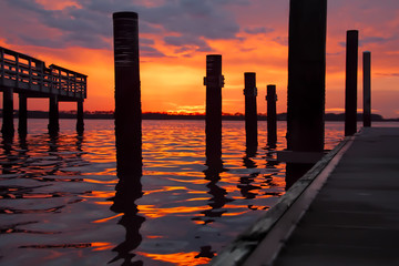 Wall Mural - sunset on pier 