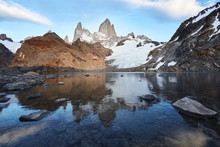 Lago De Los Tres And Fitz Roy Mountains, Los Glaciares National Park, Patagonia, Argentina
