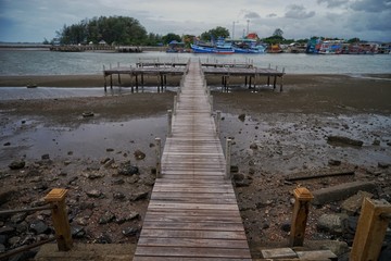 Poster - pier on the lake