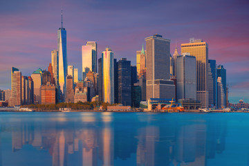 Wall Mural - stunning views of the lower manhattan before sunset, New York City