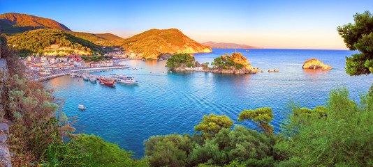 Wall Mural - Panoramic view of scenic Parga city, Greece