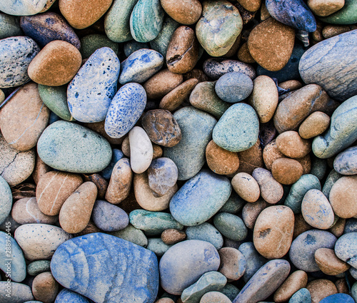 fondo de piedras redondas de colores