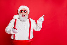 Advert Ad Laugh Choose Discount Shopping Choice People Concept. Photo Of Amazed Astonished Tell You Interesting Information Hipster Modern Santa Demonstrating Copy Space Isolated Vivid Background