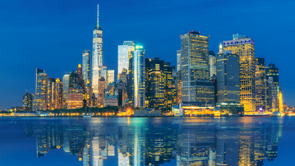 Wall Mural - stunning views of the lower manhattan before sunset, New York City