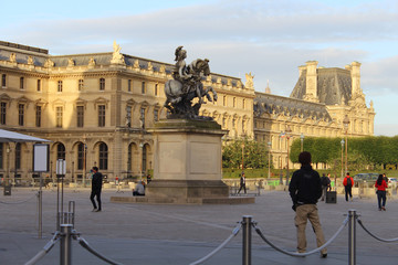 Sticker - Louvre