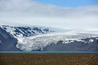 Gletscherzunge des  Langjökull kalbt in den Gletscheee Hvitarvatn - Landschaft entlang der Strasse F35 durch das isländische Hochland